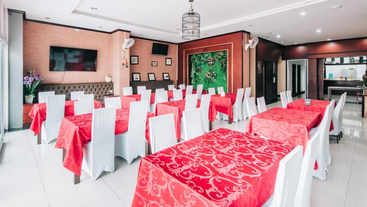 V Hotel فيينتيان المظهر الخارجي الصورة