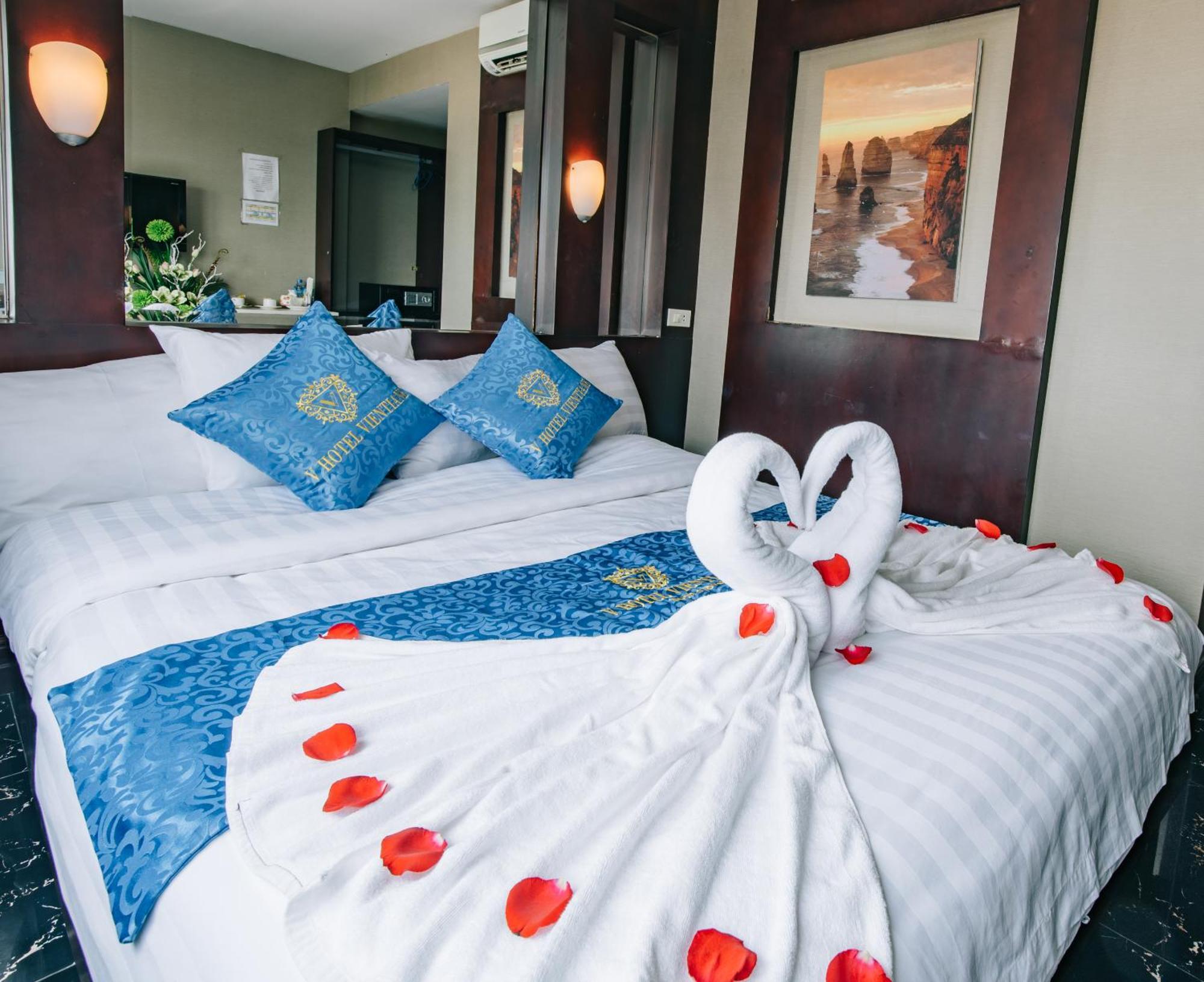 V Hotel فيينتيان المظهر الخارجي الصورة